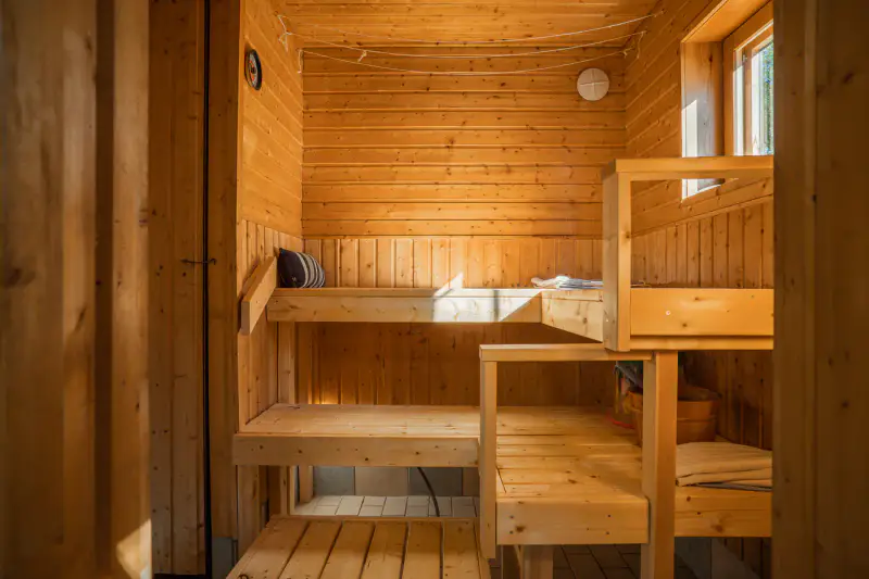 Mökki ~58 m² (1977) tout confort, Kirpistö ~100 m rive, 16 402 m² — Kuusamo — 14