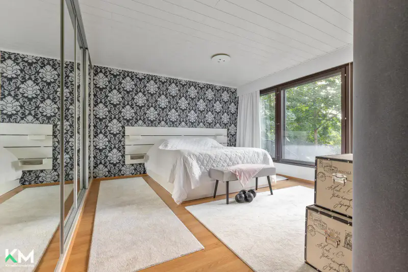 Villa Unto Ojonen 270 m² (1992) + sauna de rive, ~150 m de rive, määräala ~0,97 ha — Nastola / Lahti — 14