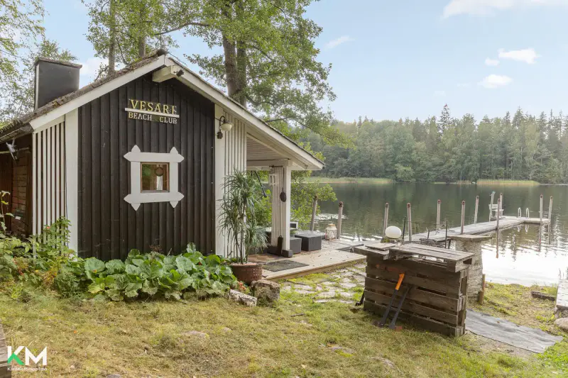 Villa Unto Ojonen 270 m² (1992) + sauna de rive, ~150 m de rive, määräala ~0,97 ha — Nastola / Lahti — 13