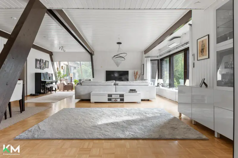 Villa Unto Ojonen 270 m² (1992) + sauna de rive, ~150 m de rive, määräala ~0,97 ha — Nastola / Lahti — 7