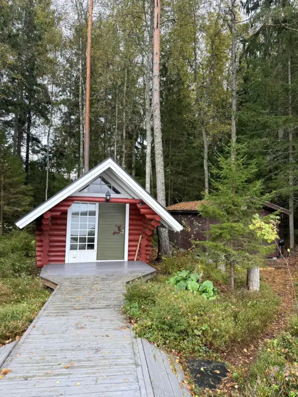 Mökki ~60 m² (1950) + 2 aittas, 4 700 m², Otajärvi — Laitila — 17