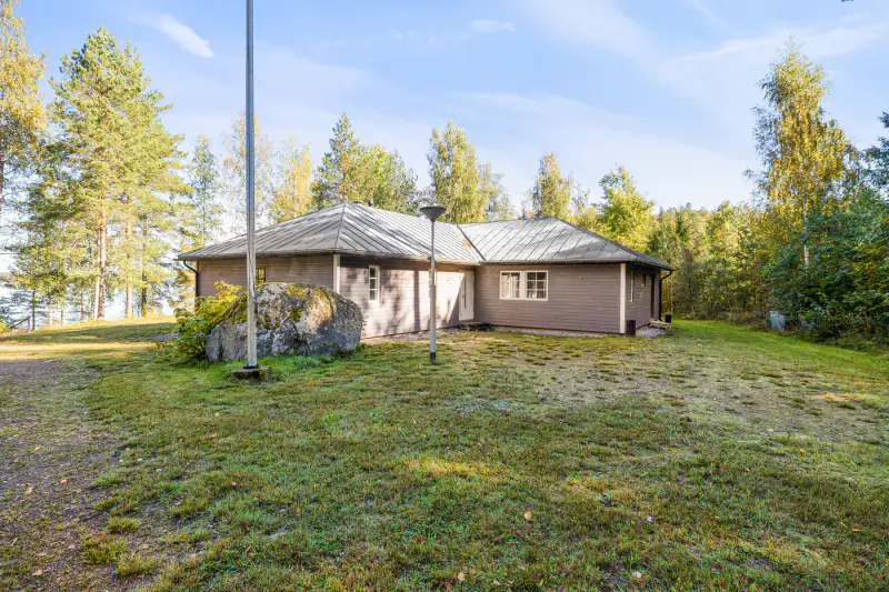 Coque ~288 m² (1983) à réhabiliter + sauna, 6 520 m² (2 parcelles), Pyhäjärvi — Porlammi — 5