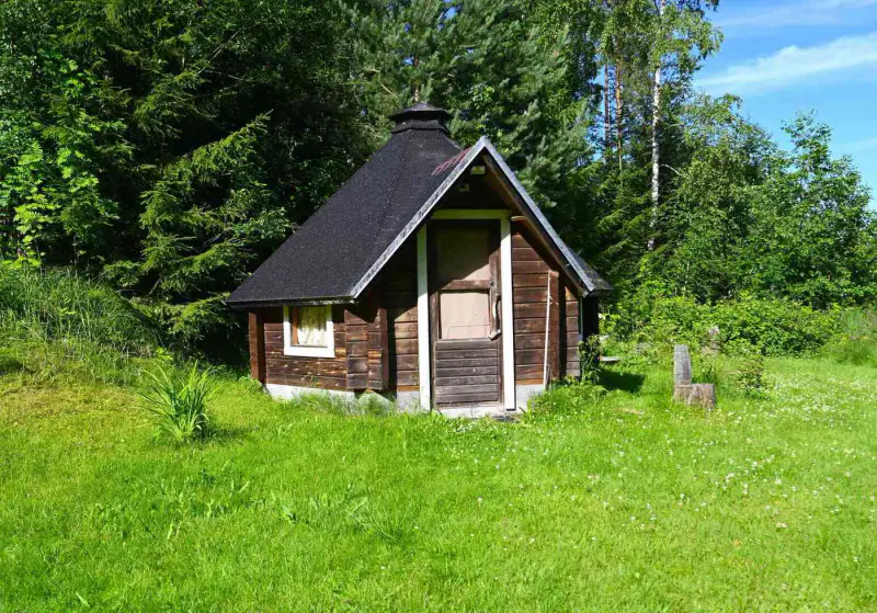 Hirsimökki 1970, ~40 m² + sauna + aitta, ~500 m rive privée Ala-Naarvanjärvi, 1,39 ha — Tölvä (Lapinlahti) — 13