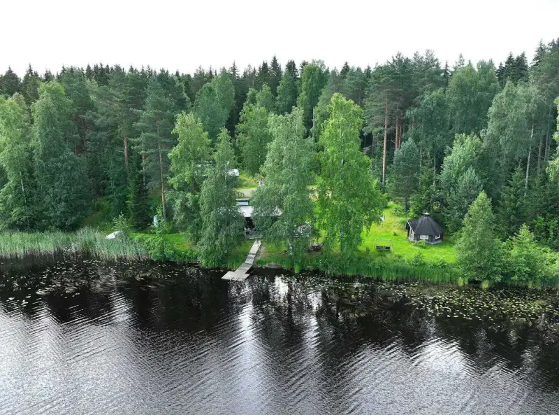 Hirsimökki 1970, ~40 m² + sauna + aitta, ~500 m rive privée Ala-Naarvanjärvi, 1,39 ha — Tölvä (Lapinlahti) — 7