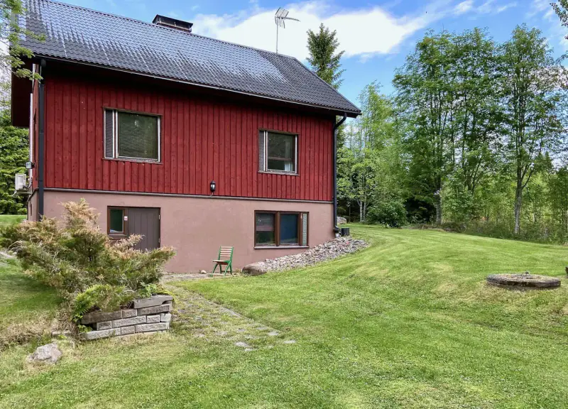 Maison ~105 m² (1985) + terrain constructible en rive, 2,7 ha sur le Lappajärvi — Itäkylä / Lappajärvi — 3
