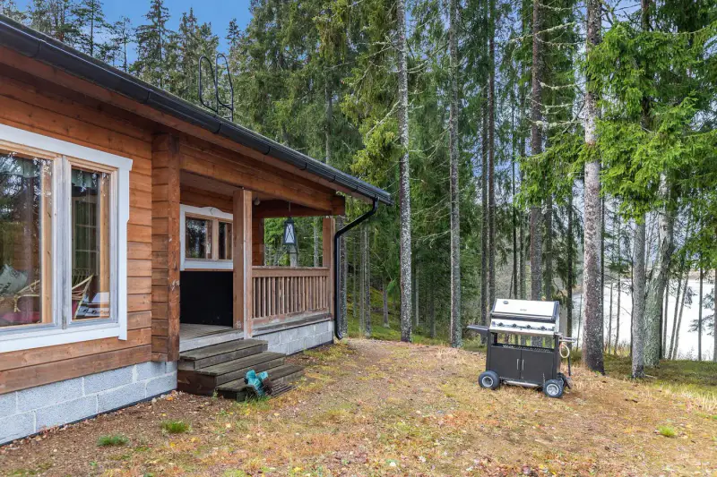 Mökki lamellihirsi ~55 m² (2010) + sauna, 5 660 m², Pukalus — Ylämaa / Lappeenranta — 18