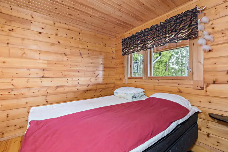 Mökki lamellihirsi ~55 m² (2010) + sauna, 5 660 m², Pukalus — Ylämaa / Lappeenranta — 11