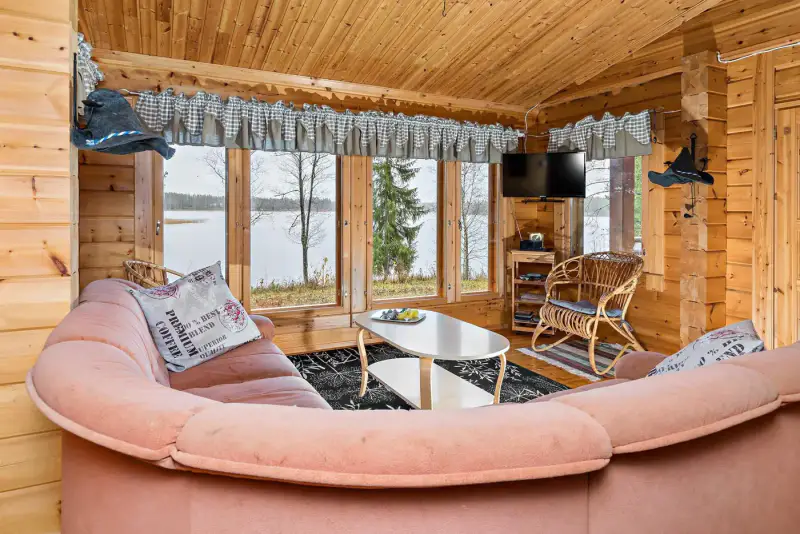 Mökki lamellihirsi ~55 m² (2010) + sauna, 5 660 m², Pukalus — Ylämaa / Lappeenranta — 8