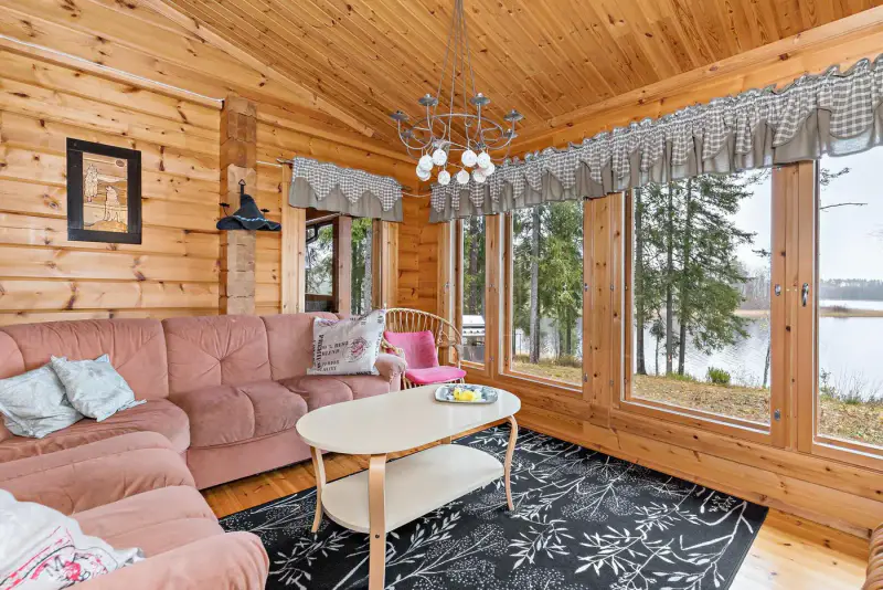 Mökki lamellihirsi ~55 m² (2010) + sauna, 5 660 m², Pukalus — Ylämaa / Lappeenranta — 7