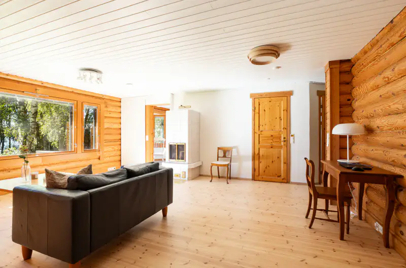 Grande maison rondins ~192 m² (1992) + rantasauna, rive Pyhäjärvi, 3 800 m² — Niemenpää / Lempäälä — 18
