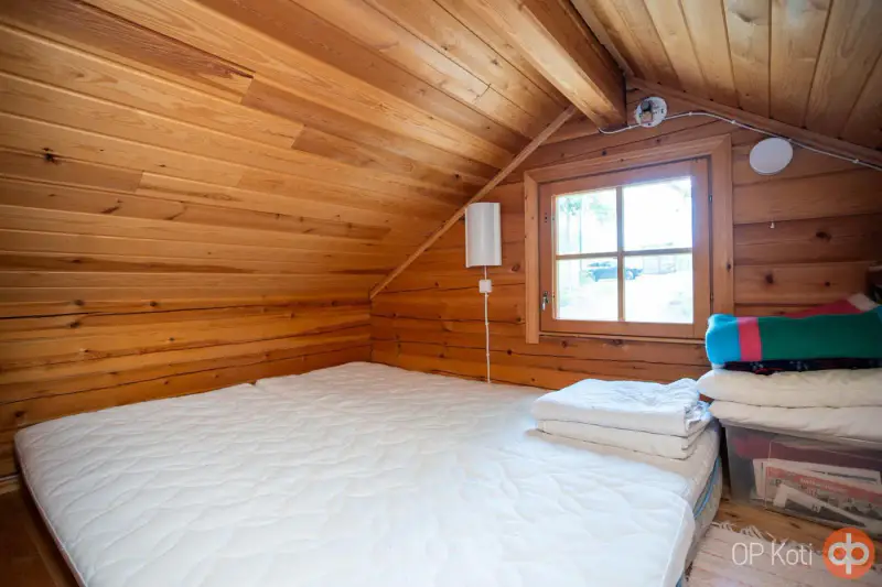Mökki en rondins 30 m² (2009) + sauna, douche, WC, 6 300 m² sur le Heinäjärvi — Leppävirta — 8