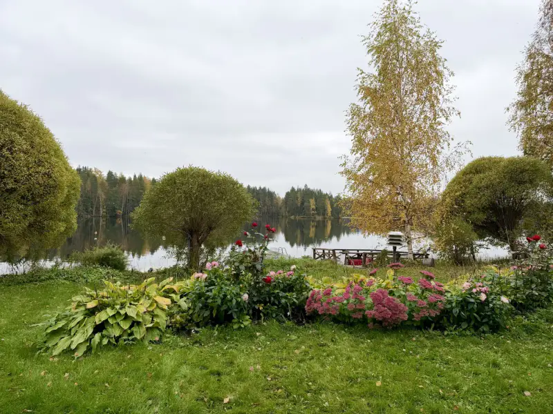 Maison (119 m², 4 chambres, sauna) avec 34 m de rive privée sur le Haiseva, 1 700 m² — Timola, Leppävirta — 1