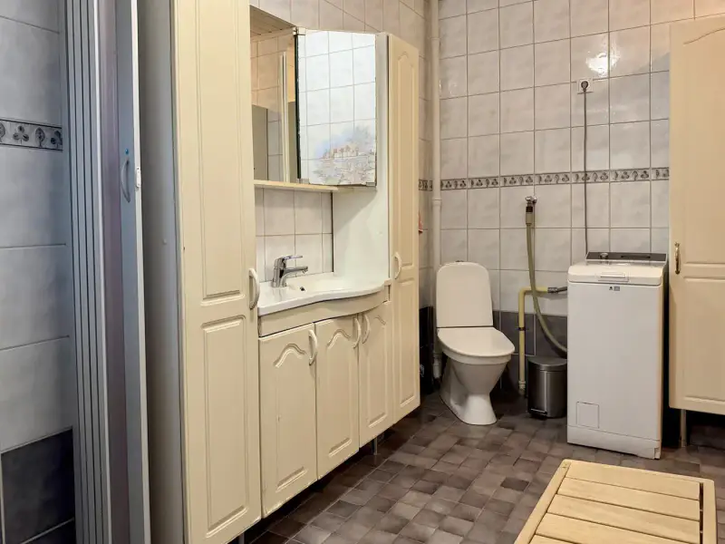 Maison (119 m², 4 chambres, sauna) avec 34 m de rive privée sur le Haiseva, 1 700 m² — Timola, Leppävirta — 15
