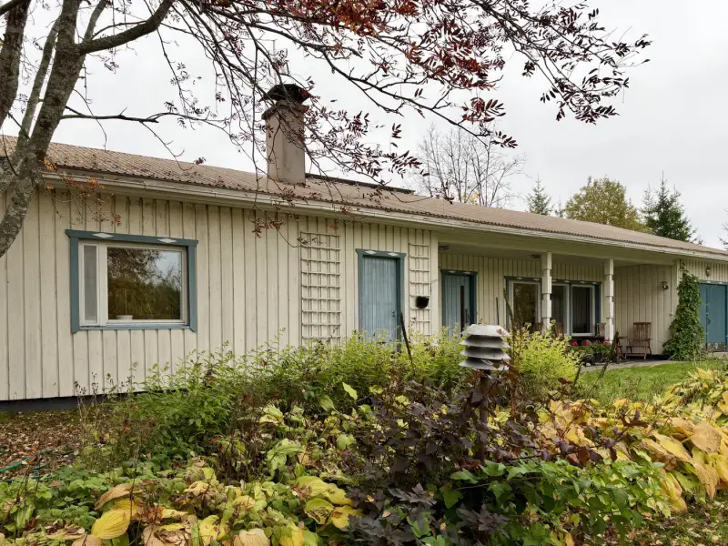 Maison (119 m², 4 chambres, sauna) avec 34 m de rive privée sur le Haiseva, 1 700 m² — Timola, Leppävirta — 3