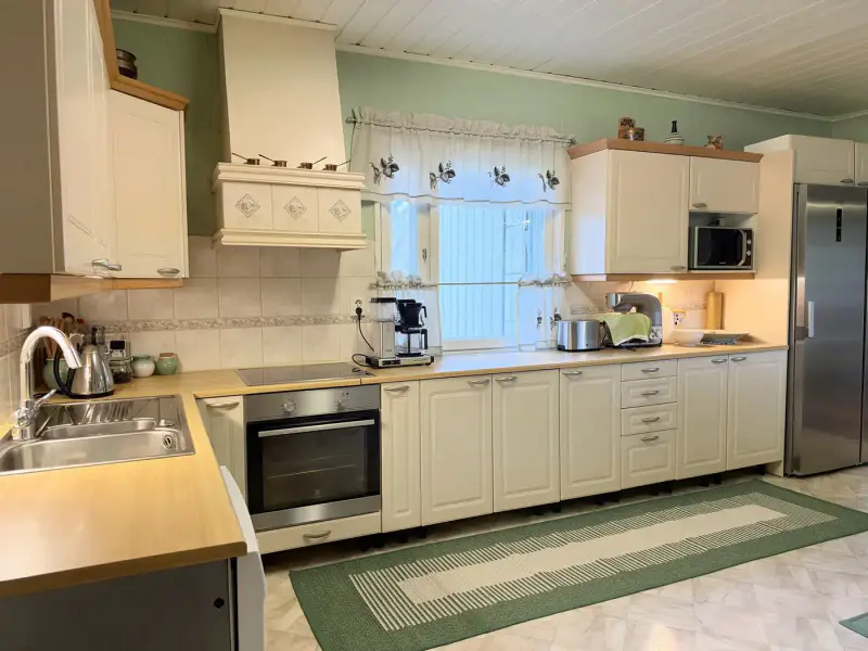 Maison (119 m², 4 chambres, sauna) avec 34 m de rive privée sur le Haiseva, 1 700 m² — Timola, Leppävirta — 17