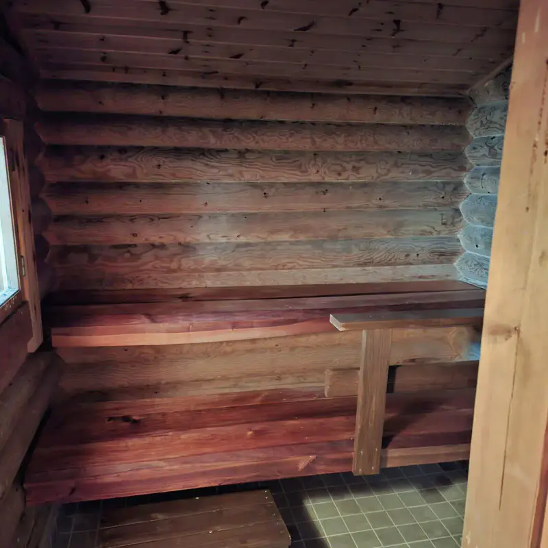 Mökki ~38 m² + lot constructible voisin, rive Lestijärvi, 4 704 m² — Niemi — 13