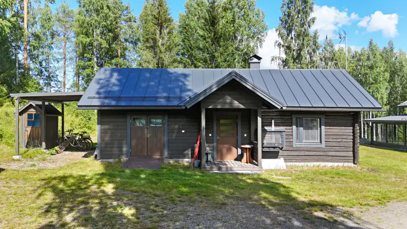 Maison de loisirs 135 m² (2018) + ancien mökki en rondins de 1909 rénové, 1,8 ha et ~100 m de rive sur l’étang Kolinlampi — Koli / Lieksa — 8