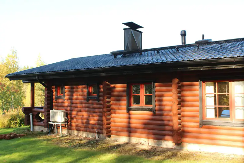 Mökki bois 74 m² (1987) + sauna, terrain ~3 133 m², Jongunjoki — Patasärkkä / Lieksa — 2