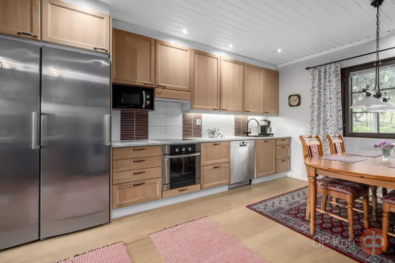 Maison pierre 133 m² (1988) rénovée + sauna, rive Pahakala SE, 7 540 m² — Käsämä / Liperi — 5