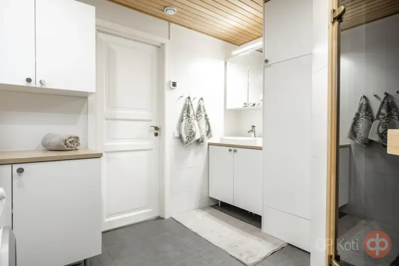 Maison pierre 133 m² (1988) rénovée + sauna, rive Pahakala SE, 7 540 m² — Käsämä / Liperi — 15