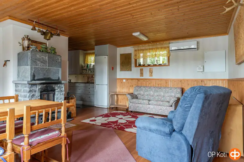 Chalet bi-logement ~135 m² (1956+) + rantasauna, 4 130 m² et rive ouest — Enäjärvi / Karjalohja — 13