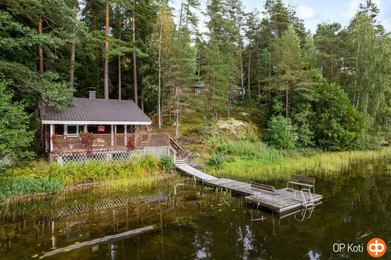 Chalet bi-logement ~135 m² (1956+) + rantasauna, 4 130 m² et rive ouest — Enäjärvi / Karjalohja — 4