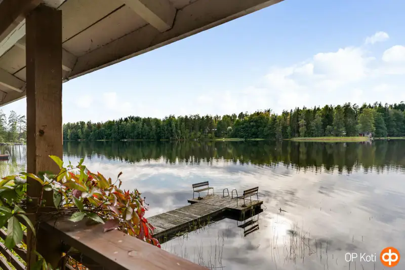 Chalet bi-logement ~135 m² (1956+) + rantasauna, 4 130 m² et rive ouest — Enäjärvi / Karjalohja — 3