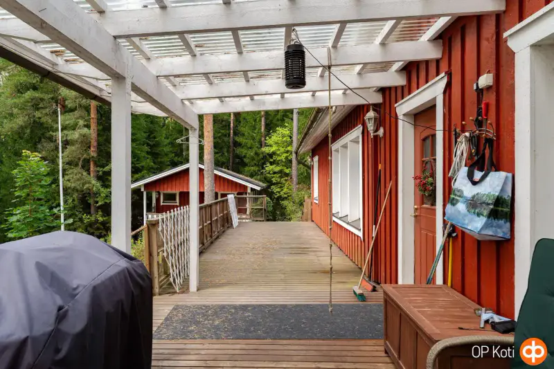 Chalet bi-logement ~135 m² (1956+) + rantasauna, 4 130 m² et rive ouest — Enäjärvi / Karjalohja — 17