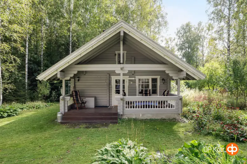 Hirsihuvila Kontio ~39 m² + sauna + aitta, rivière, 6 080 m² — Lohja — 4