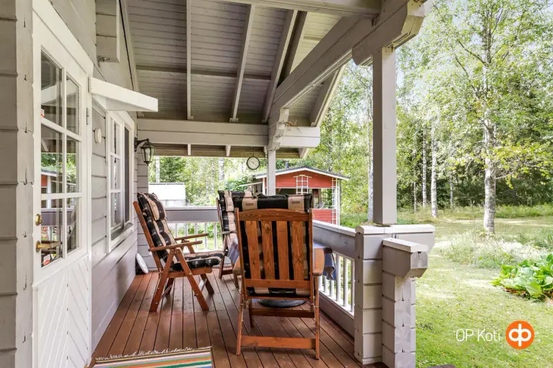 Hirsihuvila Kontio ~39 m² + sauna + aitta, rivière, 6 080 m² — Lohja — 13