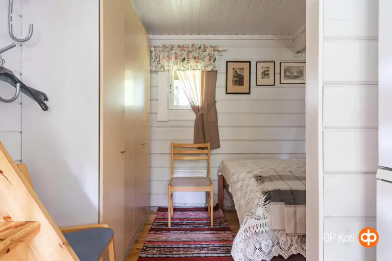 Hirsihuvila Kontio ~39 m² + sauna + aitta, rivière, 6 080 m² — Lohja — 10