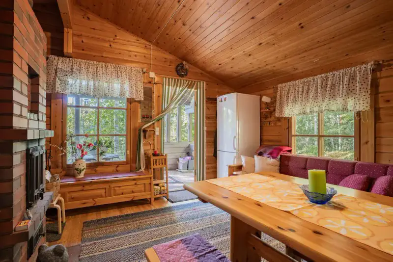 Saunamökki Honka ~25 m², rive Myllyjärvi, 3 500 m² en location — Vojakkala / Loppi — 9