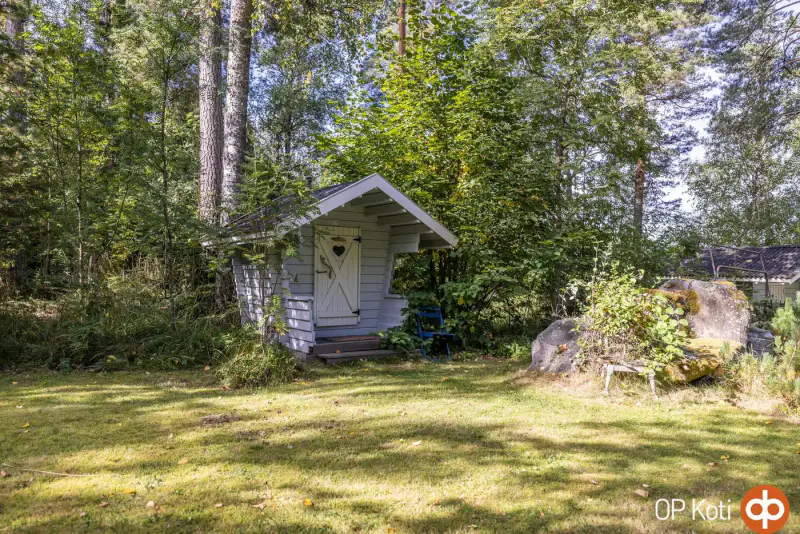 Mökki ~31 m² (1969) + sauna, 4 270 m², Loppijärvi — Sajaniemi / Loppi — 16