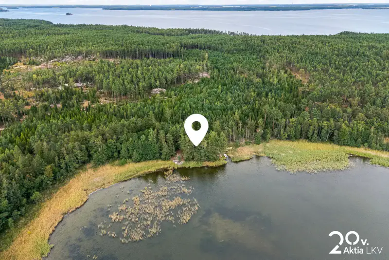 Mökki lamellihirsi ~50 m² (1972) + sauna, 5 000 m² (määräala), mer — Våtskär / Loviisa — 18