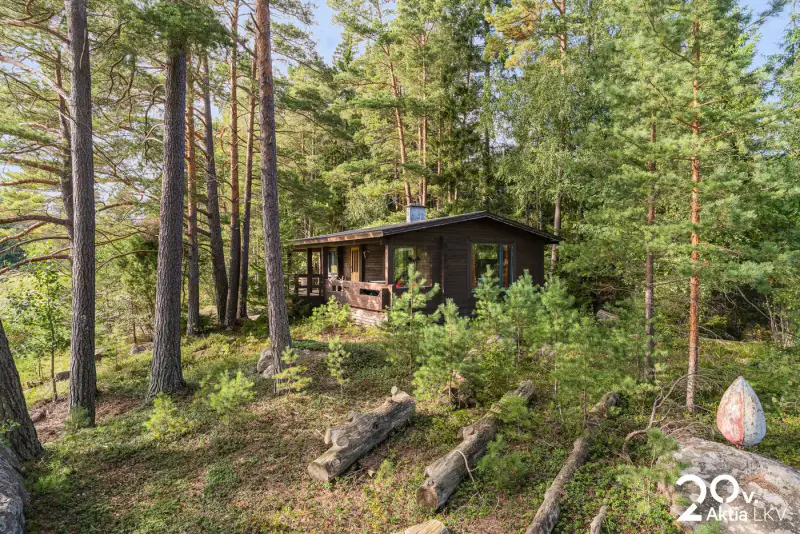 Mökki lamellihirsi ~50 m² (1972) + sauna, 5 000 m² (määräala), mer — Våtskär / Loviisa — 4