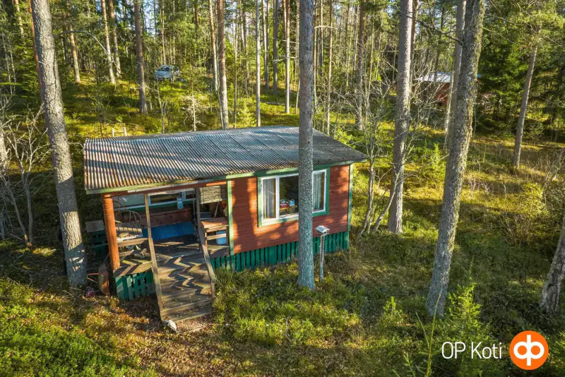 Mökki ~30 m² (1972) + sauna de rive, 2 525 m² et rive ouest — Vainosenjärvi / Kannuskoski — 7