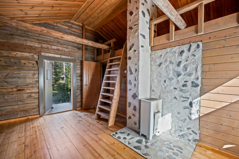 Mökki 2005 + sauna bois, rive Kaijanselkä (~70 m), 7 270 m² — Kolho / Mänttä-Vilppula — 17