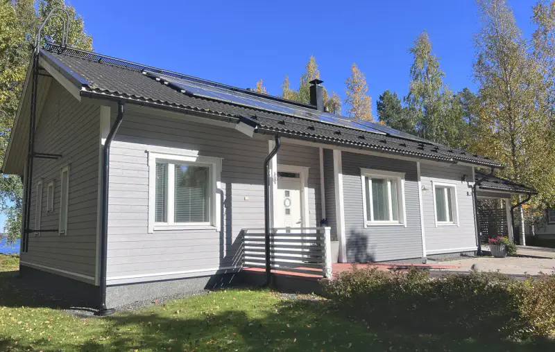 Maison de loisirs 120 m² (2011) avec piscine intérieure + sauna de rive, plage de sable et ponton sur le Pyhävesi, 2 470 m² — Pyhäkoski / Mäntyharju — 6