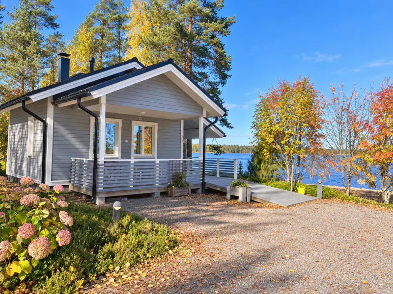 Maison de loisirs 120 m² (2011) avec piscine intérieure + sauna de rive, plage de sable et ponton sur le Pyhävesi, 2 470 m² — Pyhäkoski / Mäntyharju — 8