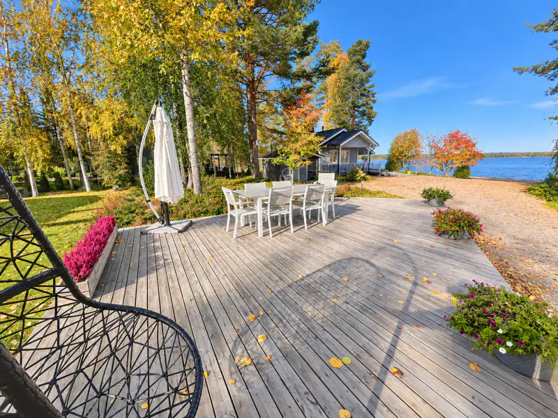 Maison de loisirs 120 m² (2011) avec piscine intérieure + sauna de rive, plage de sable et ponton sur le Pyhävesi, 2 470 m² — Pyhäkoski / Mäntyharju — 7