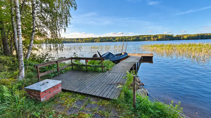 Mökki 57 m² rénové 2019 + sauna bois, Tarhavesi ~50 m, 3 350 m² — Hietaniemi — 3