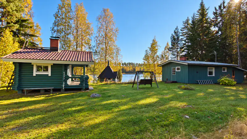 Mökki ~45 m² (1973) + sauna en rondins 1998, 6 800 m² et 125 m de rive sur le Lylys — Joutsjärvi / Mäntyharju — 5
