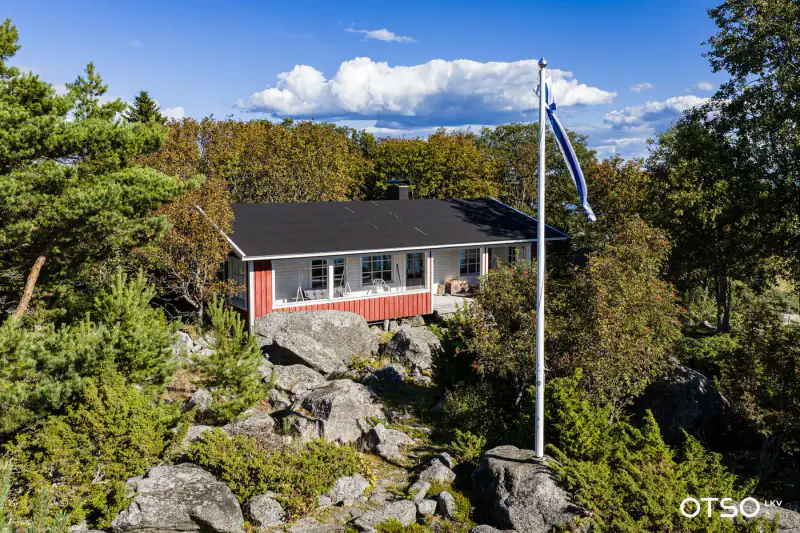 Mökki ~75 m² (1990) + rantasauna, île Pihlava-Linskeri ~1,5 ha et rive mer privée — Oura / Merikarvia — 4