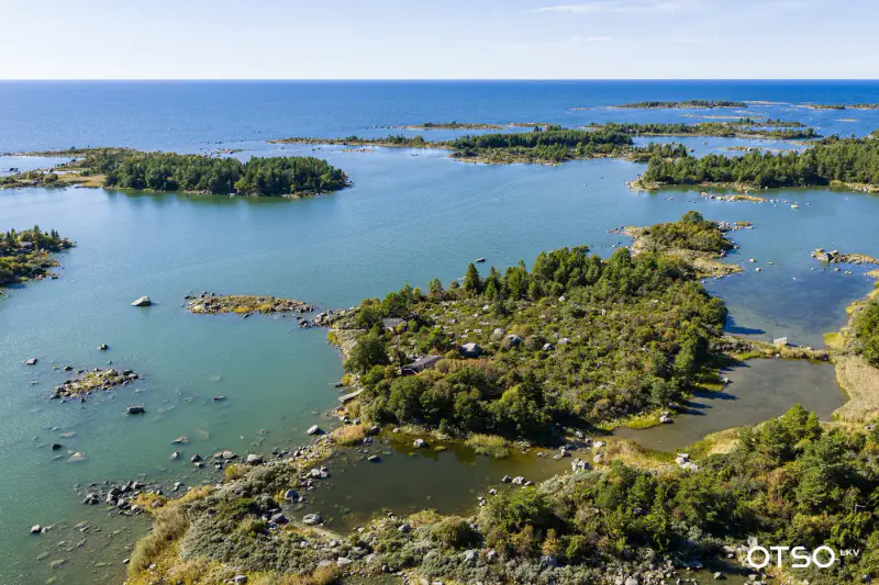 Mökki ~75 m² (1990) + rantasauna, île Pihlava-Linskeri ~1,5 ha et rive mer privée — Oura / Merikarvia — 3