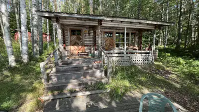 Sauna-chalet 1977, 25 m², rive privée, 2 020 m² — Paajalansaari, Anttola (Mikkeli) — 1