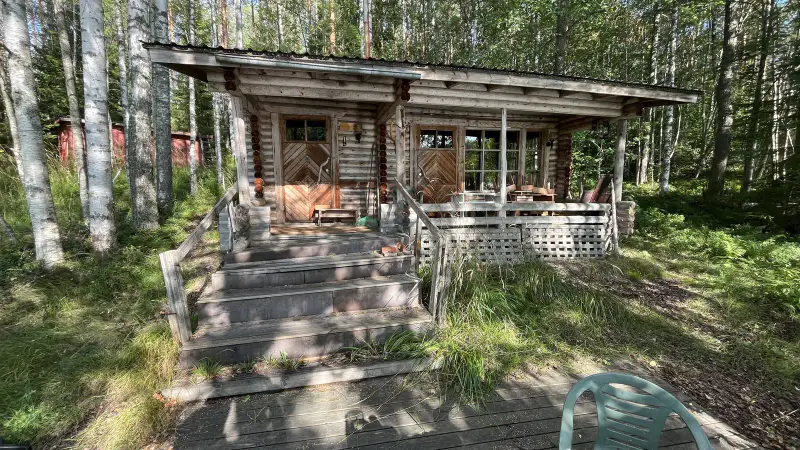 Sauna-chalet 1977, 25 m², rive privée, 2 020 m² — Paajalansaari, Anttola (Mikkeli) — 1