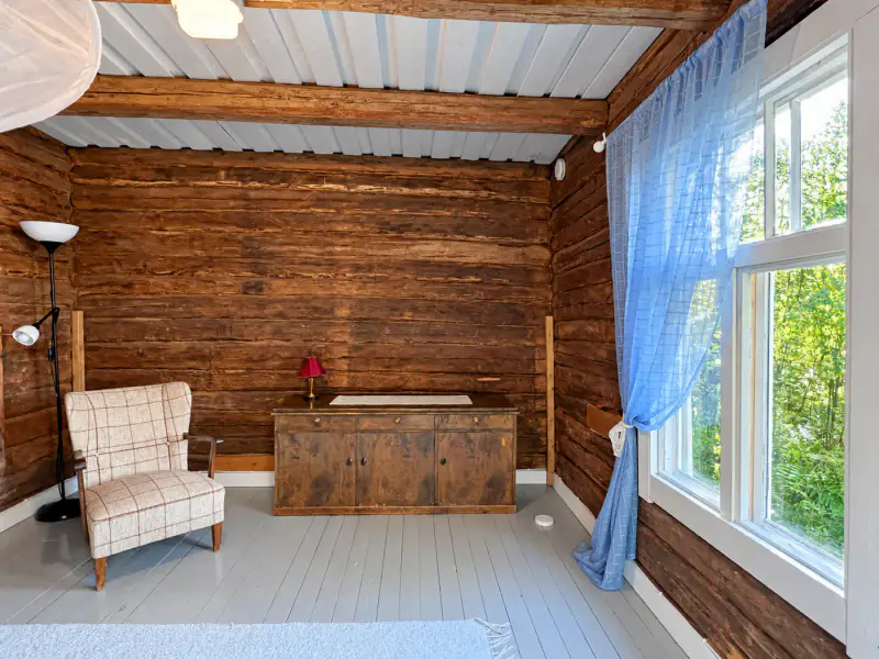 Mökki rondins ~24 m² (1988) + aitta, 8 700 m² autour du lampi Likolampi — Suomenniemi / Mikkeli — 15