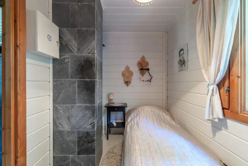 Chalet bois ~57 m² (1990) + saunamökki, 6 000 m², Yläjärvi — Mikkeli — 10