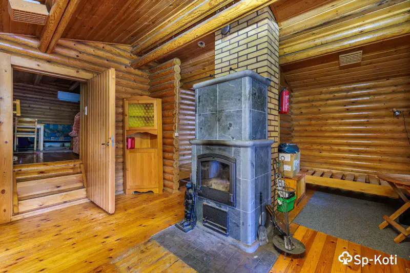 Hirsimökki ~54 m² (1983) + saunamökki, 3 260 m², Haukilampi — Otava / Mikkeli — 5