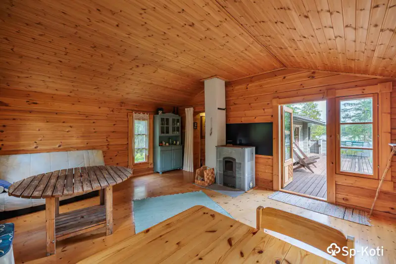 Chalet Honka ~50 m² (1991/1998), 3 000 m², Lahnajärvi — Keijola / Mikkeli — 9